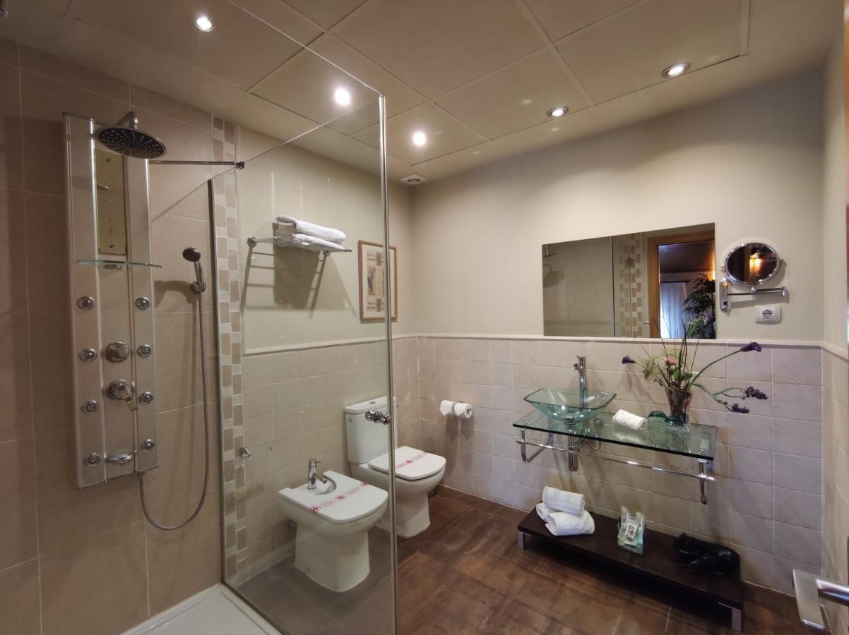 Cal Barber Hotel Botarell